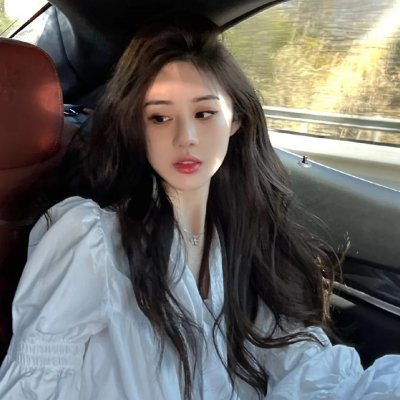 在他的阴影下